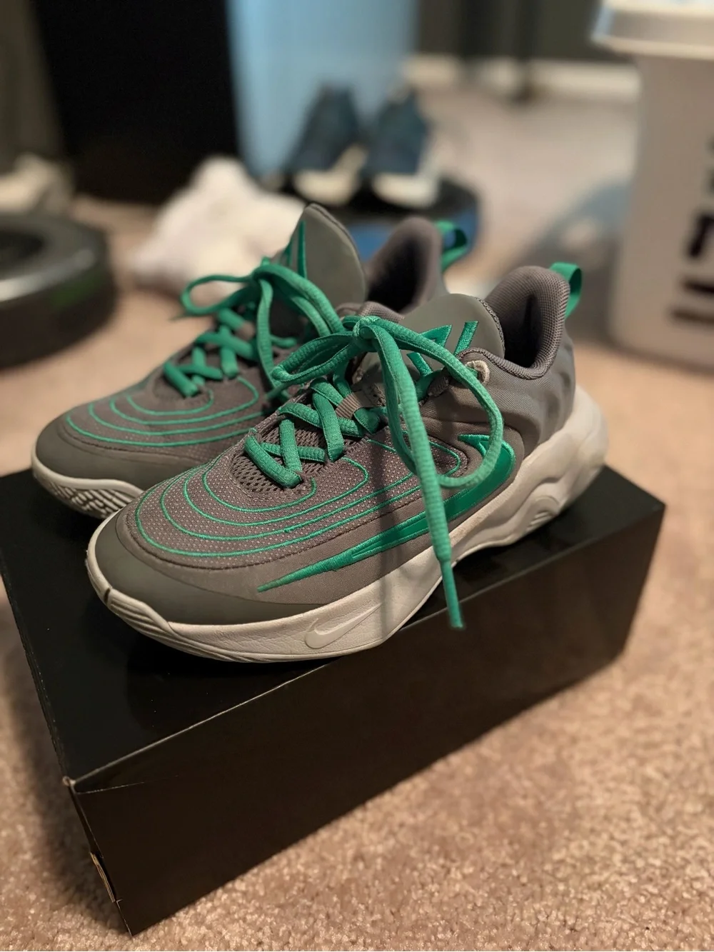 Nike Kids Gray Sneakers with Teal Accents